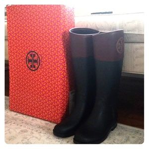 Tory Burch rubber rain boot size 9